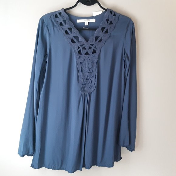 Studio M Navy Embroidered Blouse, Boho, V-neck | New! S - Picture 1 of 12